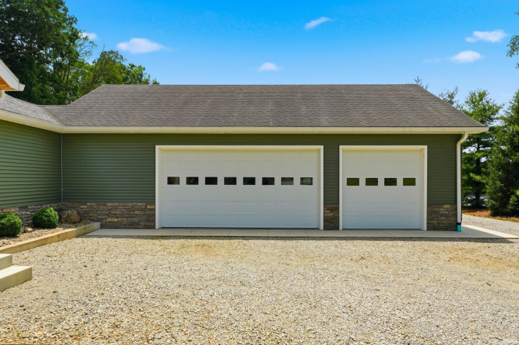 Listing Image 49