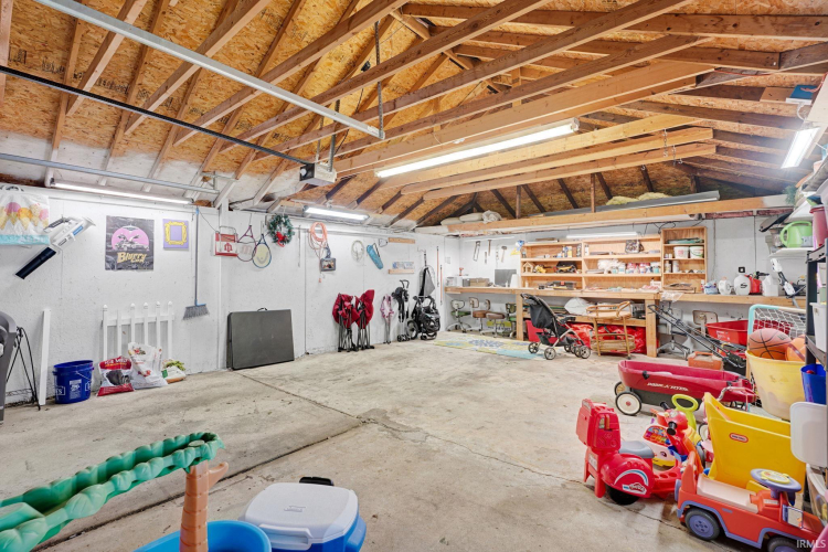 Listing Image 38