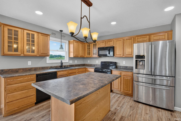 Listing Image 13
