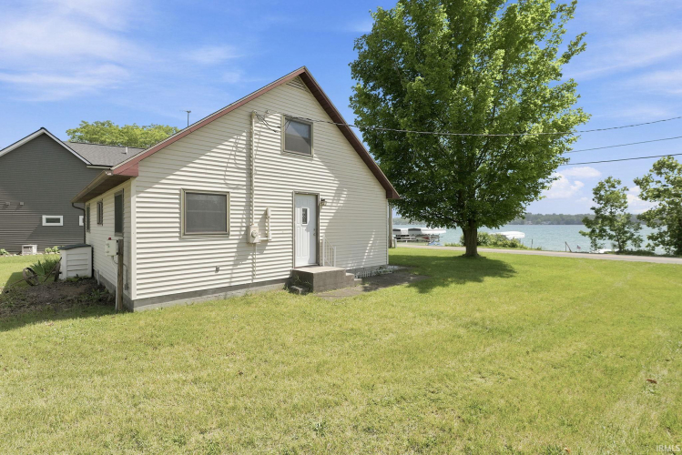 Listing Image 7