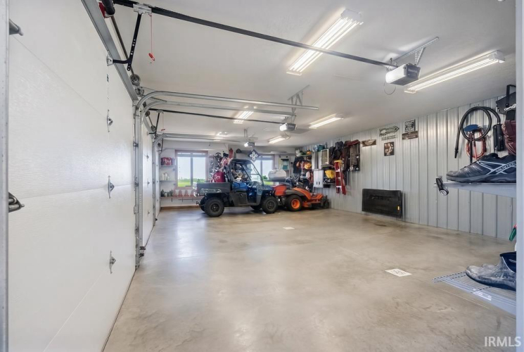 Listing Image 24