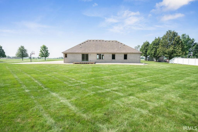 Listing Image 28