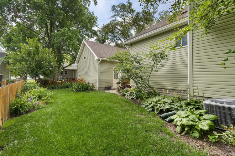 Listing Image 32