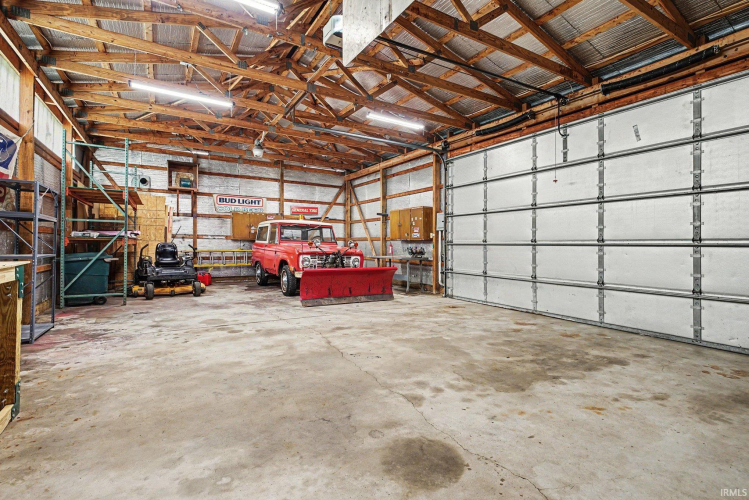 Listing Image 33