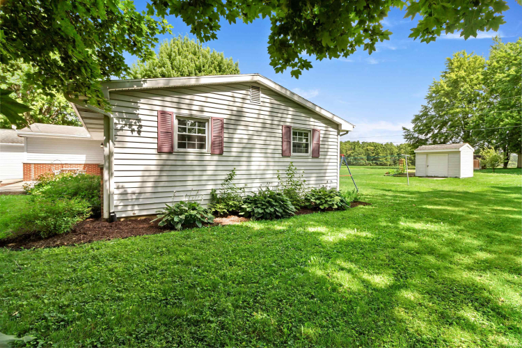 Listing Image 32