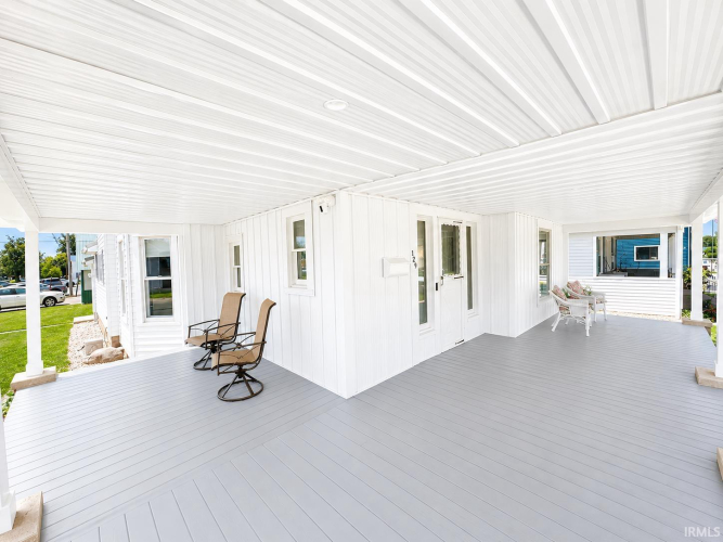 Listing Image 8