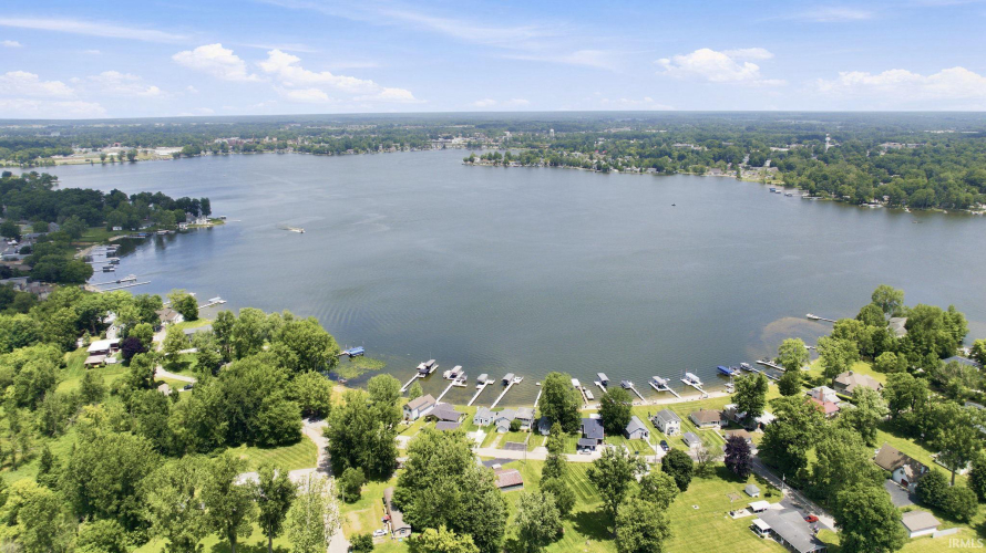 Listing Image 9