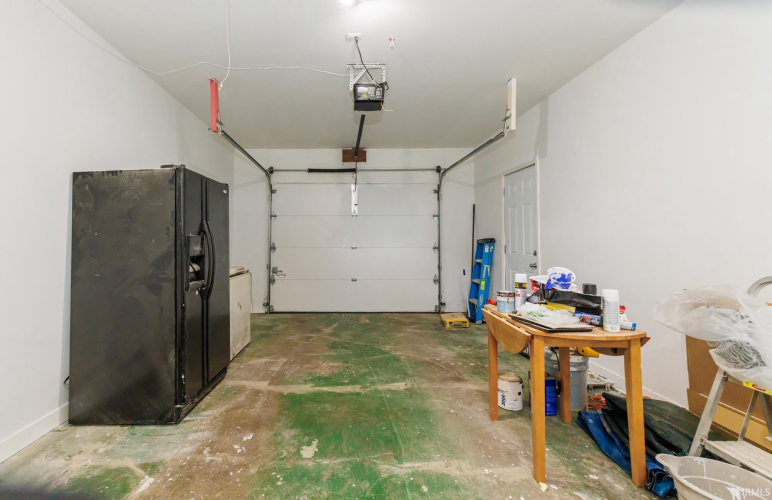 Listing Image 28