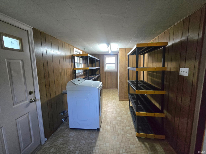Listing Image 17