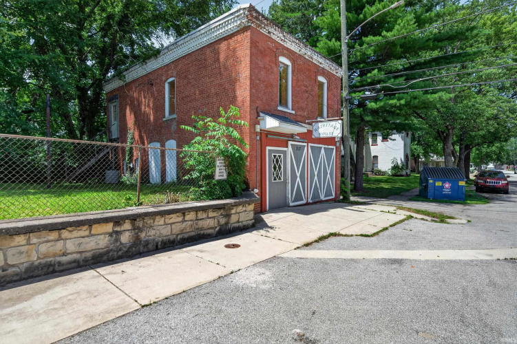 Listing Image 27