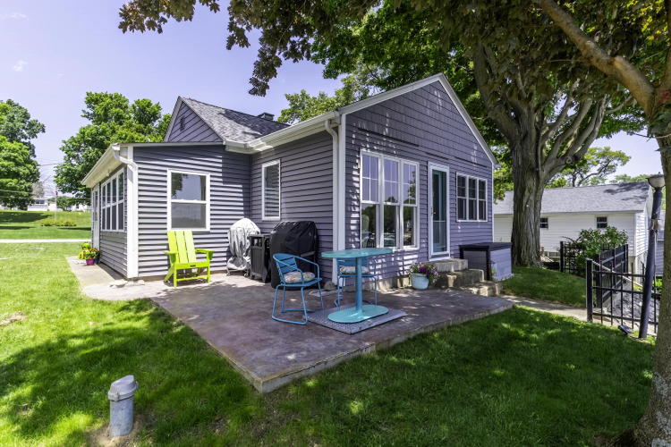 Listing Image 14