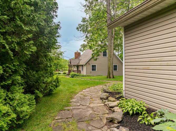 Listing Image 32