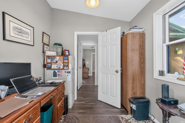Listing Image 23