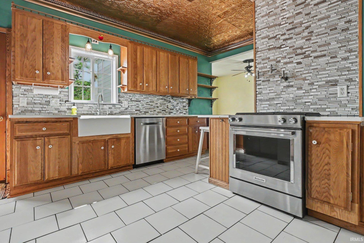 Listing Image 13
