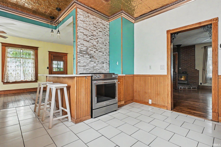 Listing Image 14