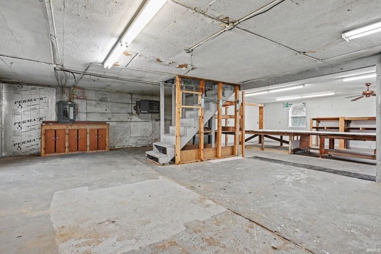Listing Image 24