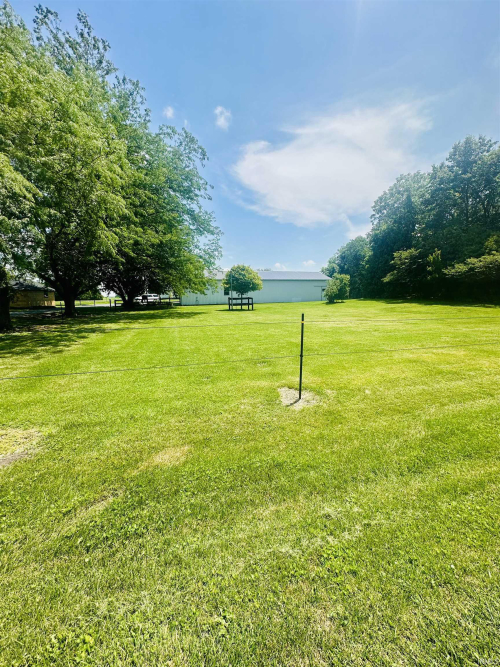 Listing Image 24