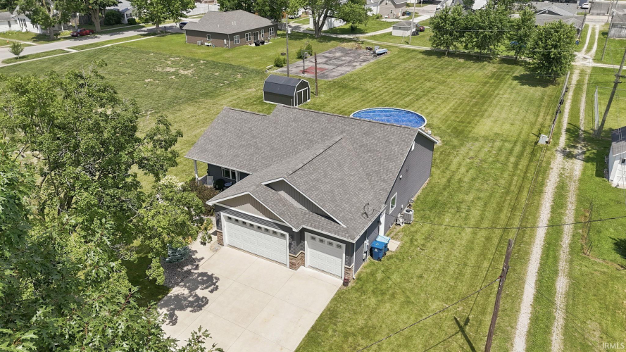 Listing Image 33