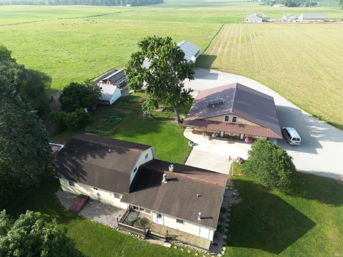 Listing Image 12