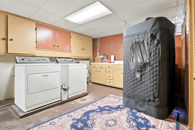 Listing Image 23
