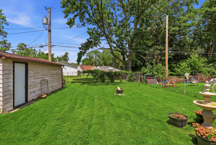 Listing Image 24