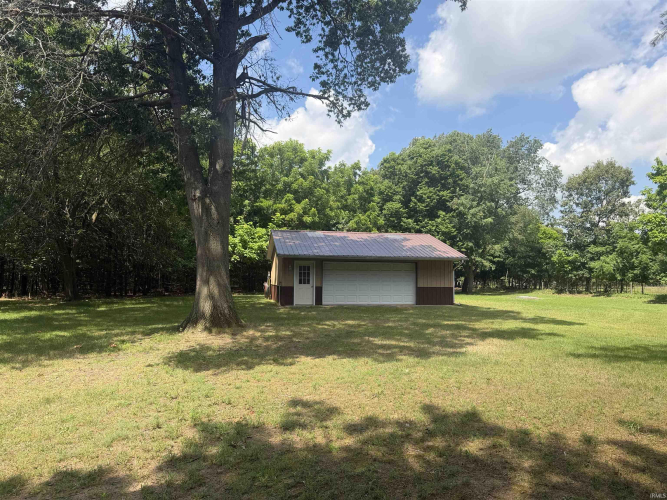 Listing Image 3