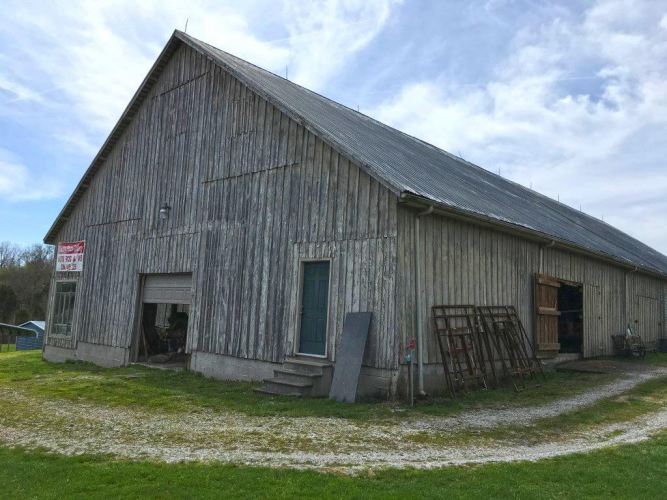 Listing Image 6