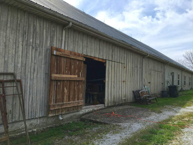 Listing Image 7
