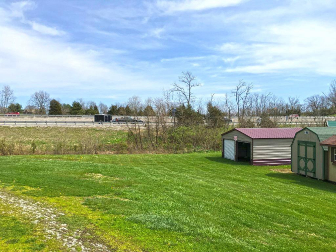Listing Image 10