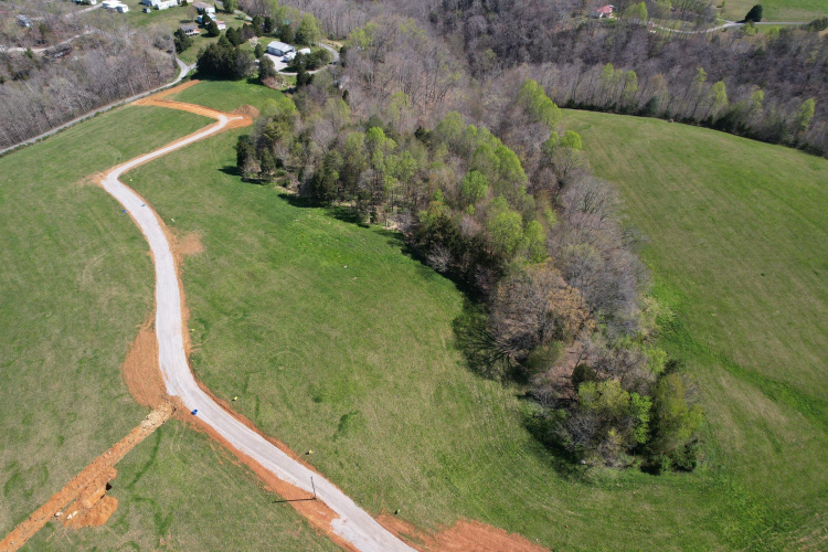 Listing Image 12