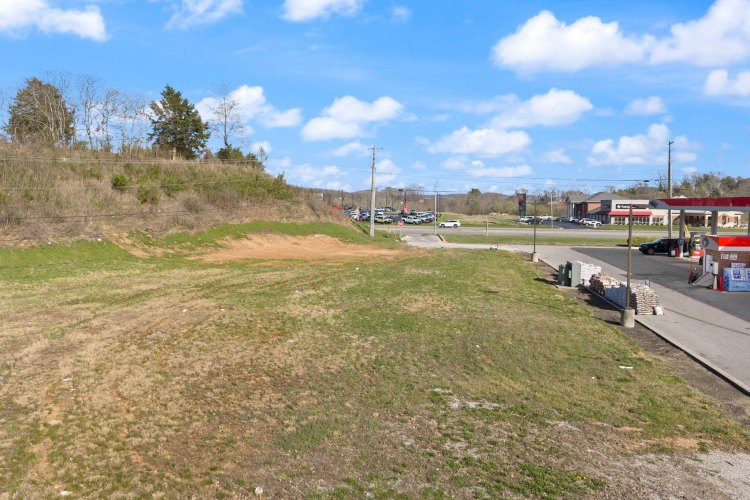 Listing Image 40