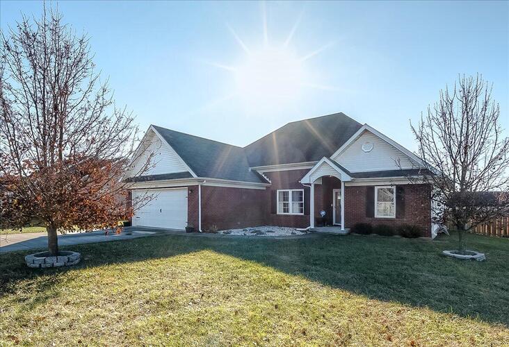 5021 Paddock Loop Lawrenceburg KY 40342 MLS 22025660