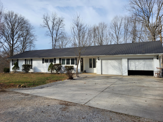 300 Shannon Drive Science Hill KY 42553 | MLS 23002236