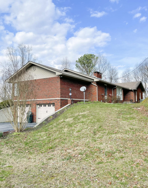 68 Clay Drive Manchester KY 40962 MLS 23005525
