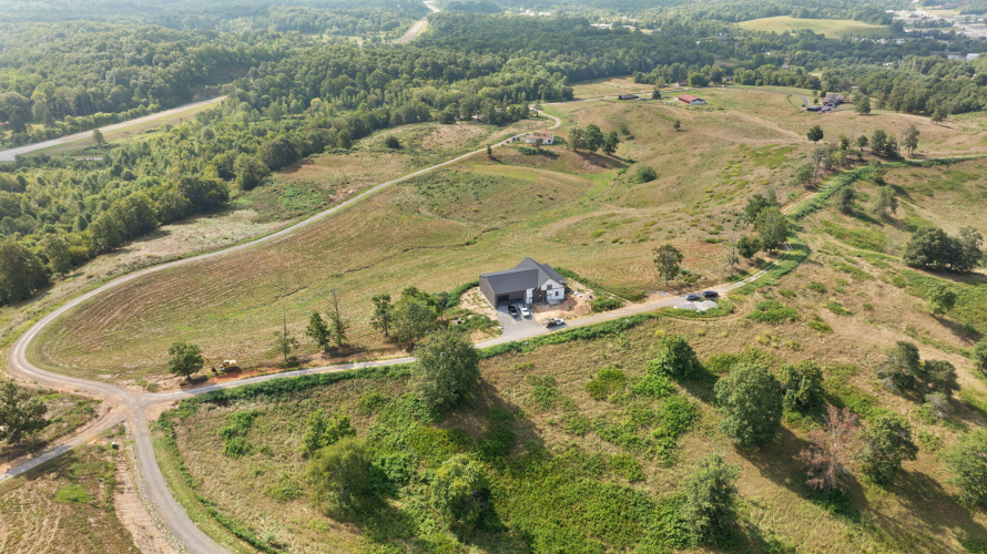 Listing Image 6