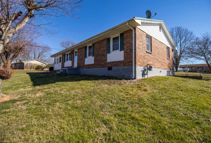 576  Brentwood Drive  Mt Sterling, KY 40353 | MLS 24002098