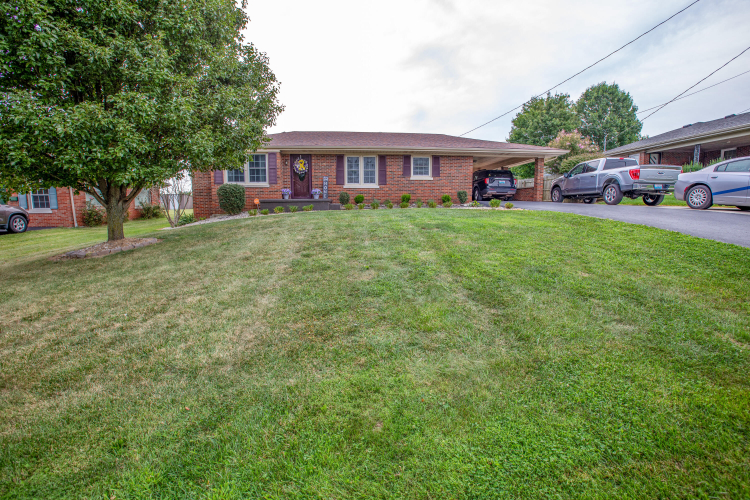 125  Hill N Dale Drive Lancaster, KY 40444 | MLS 24003999