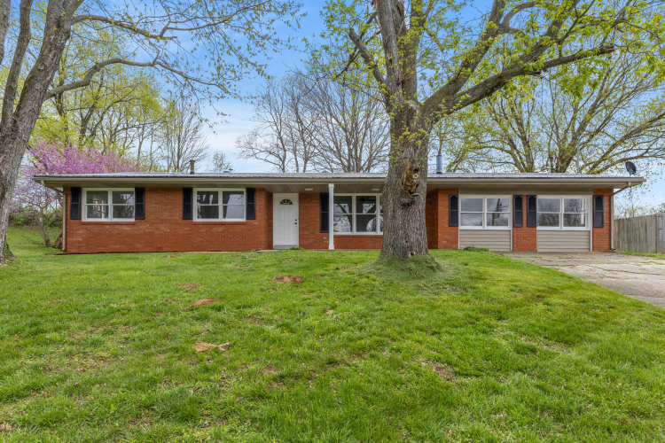 1091  Iroquois Drive Mt Sterling, KY 40353 | MLS 24006486