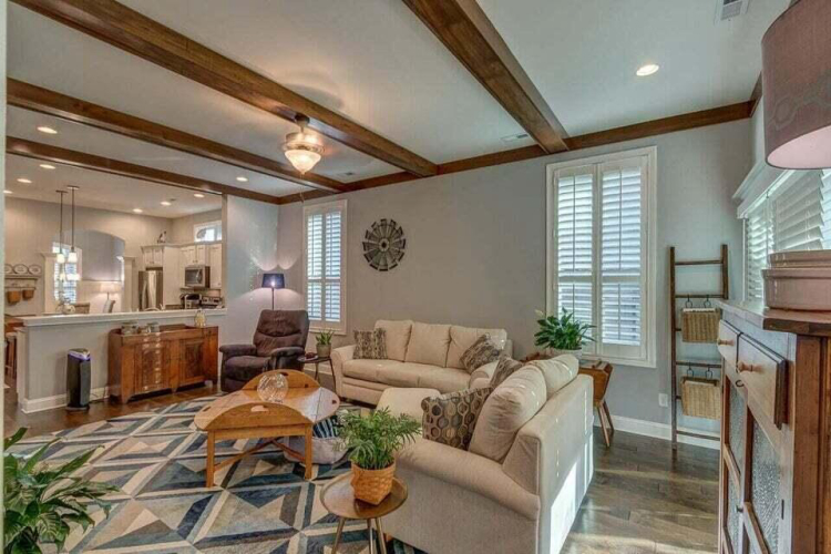 Listing Image 7