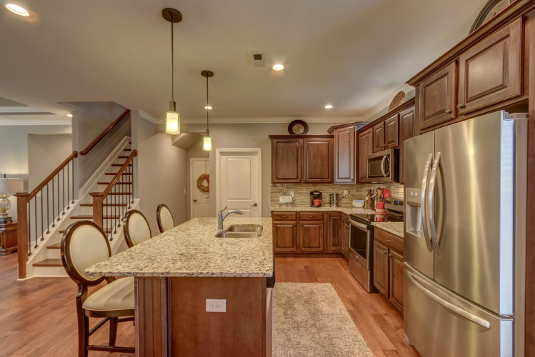 Listing Image 15