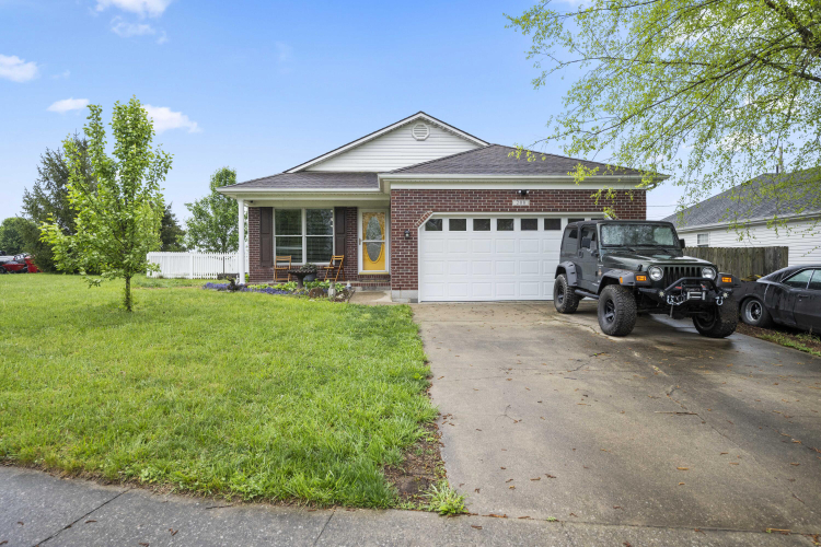 208  Kevin Drive Nicholasville, KY 40356 | MLS 24007740