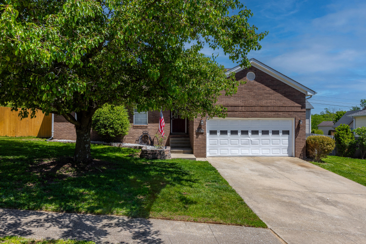 401  Perry Drive Nicholasville, KY 40356 | MLS 24008909