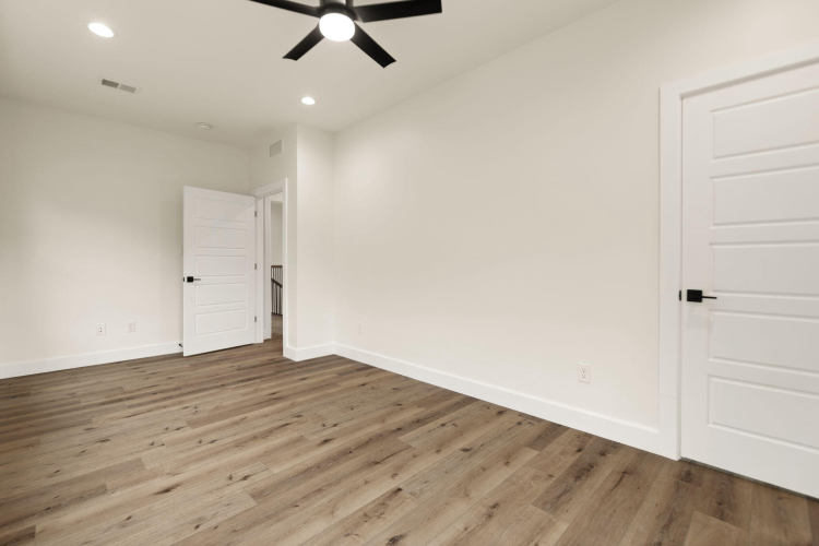 Listing Image 55