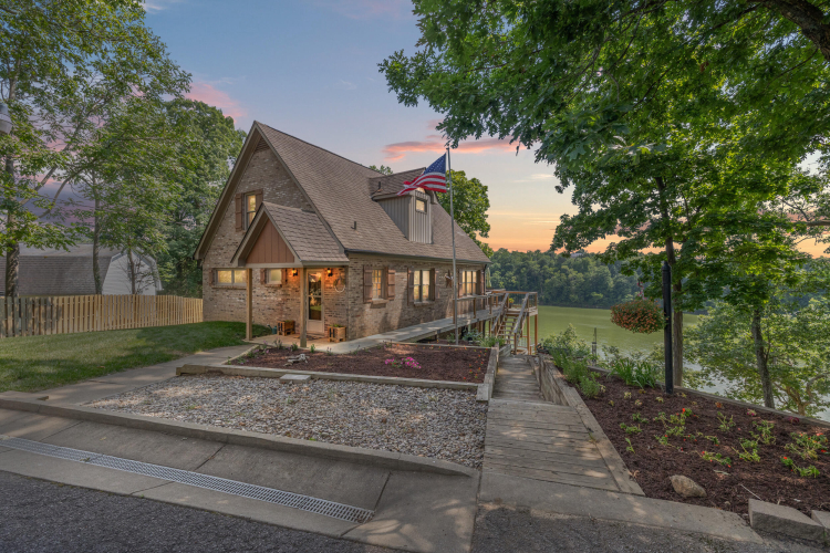 681  Herrington Woods  Harrodsburg, KY 40330 | MLS 24012460