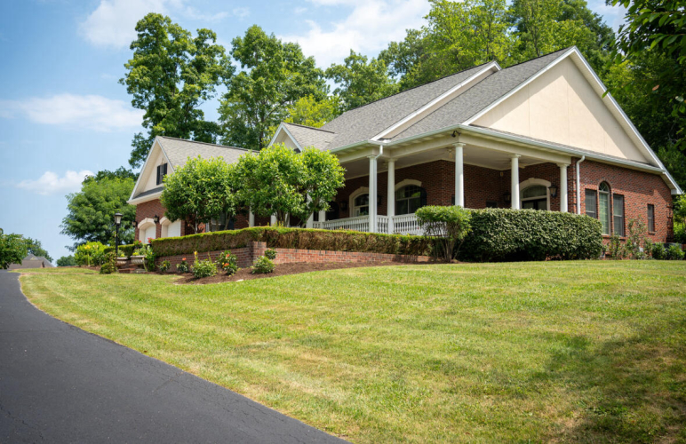 Listing Image 16