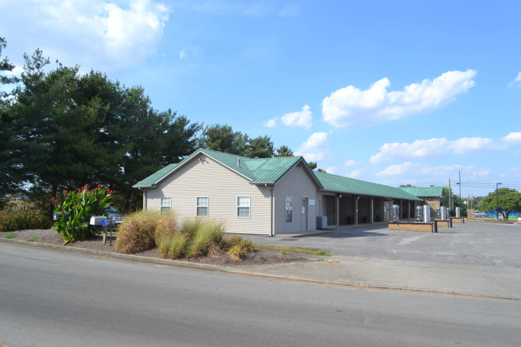 Listing Image 8
