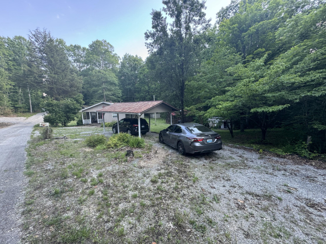 475 Paradise Lake Drive Somerset KY 42501 (House For Sale) MLS 24013697