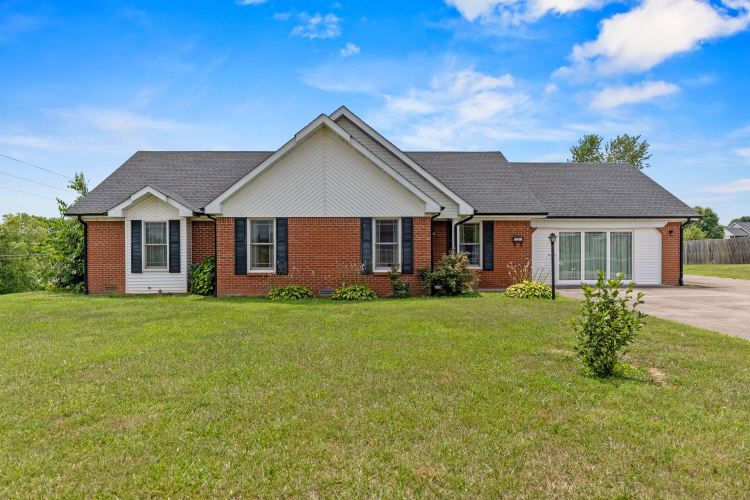 321  Meadowcrest Drive Somerset, KY 42503 | MLS 24014140