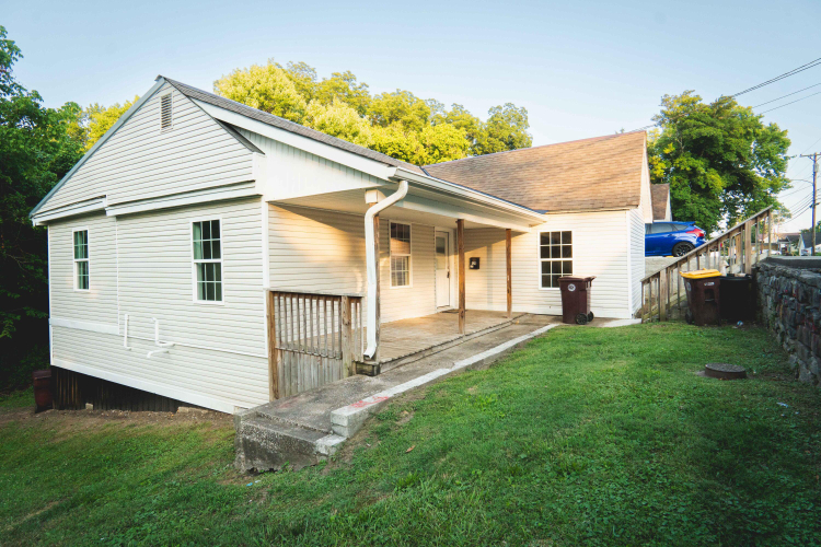 120  Jacksboro Street Somerset, KY 42501 | MLS 24015217