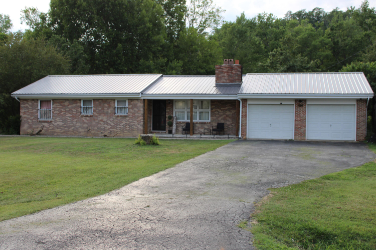 129  1st Street Clay City, KY 40312 | MLS 24015290